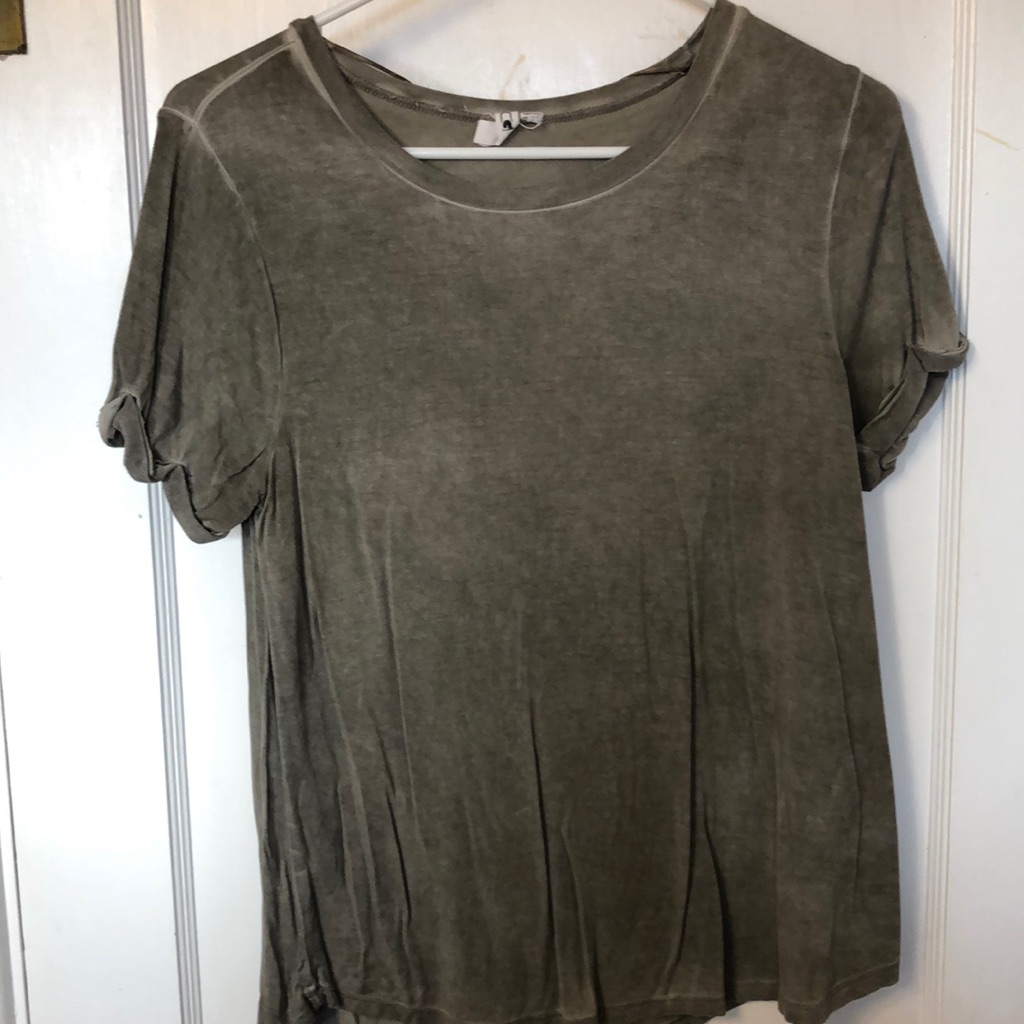 Green Basic T-Shirt!